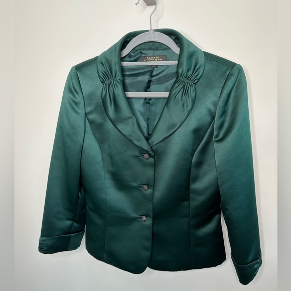 Tahari Jackets & Blazers - Tahari Arthur S. Levine Luxe Women’s Vintage Emerald Green Blazer (Size 6)